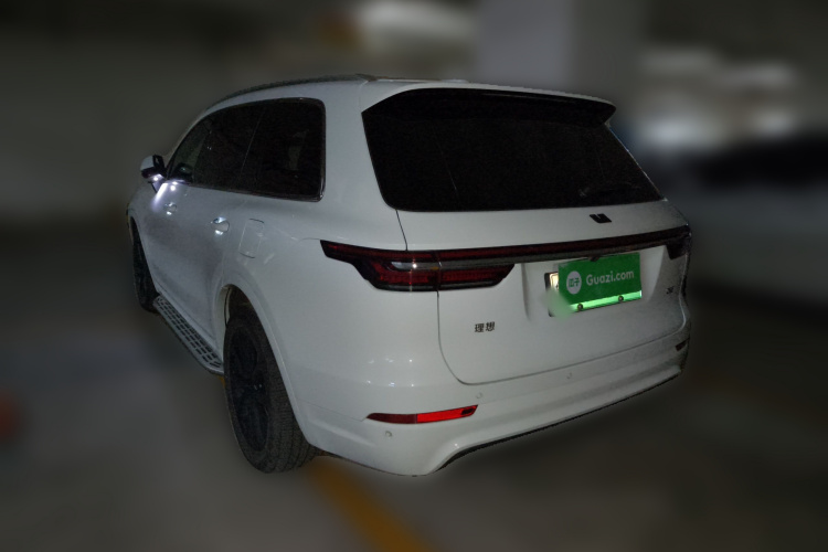 理想汽车 理想ONE 2020款 增程6座版车身外观5