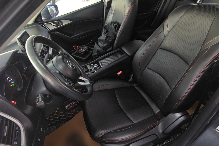 马自达3 昂克赛拉 2019款 云控版 三厢 1.5L 自动豪华型 国VI局部细节19