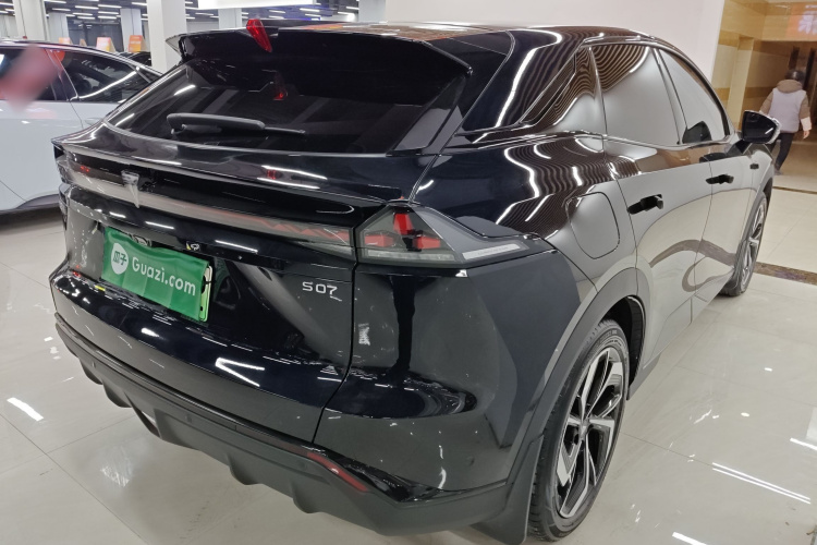 深蓝汽车 深蓝S07 2024款 285Max 乾崑智驾ADS SE增程版车身外观7