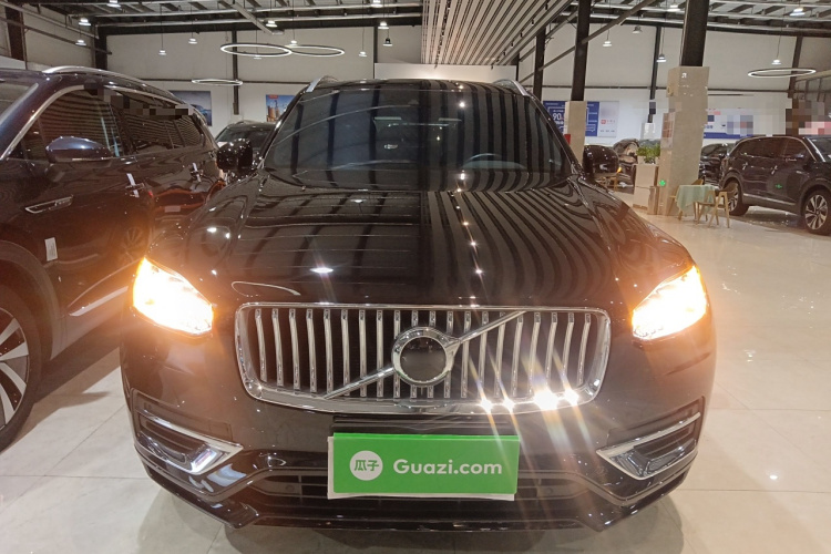 沃尔沃XC90 2022款 B6 智逸豪华版 7座车身外观2