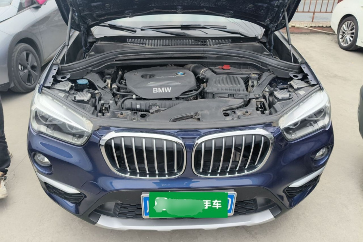 宝马X1 2018款 xDrive20Li 豪华型机舱底盘24