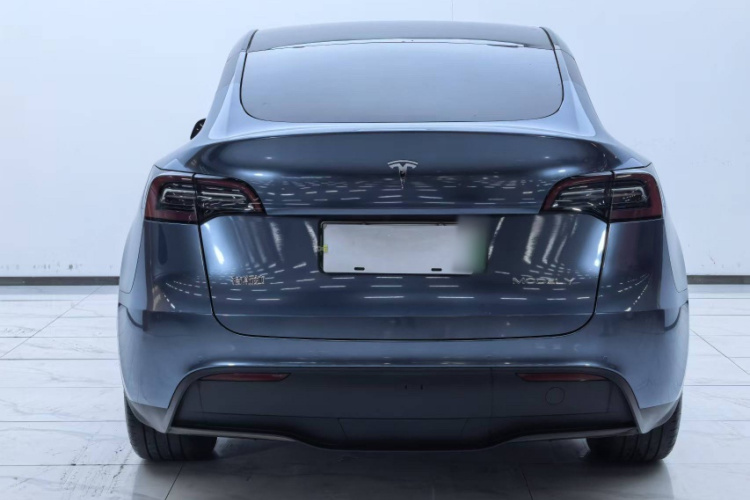 特斯拉 Model Y 2023款 后轮驱动版车身外观6004