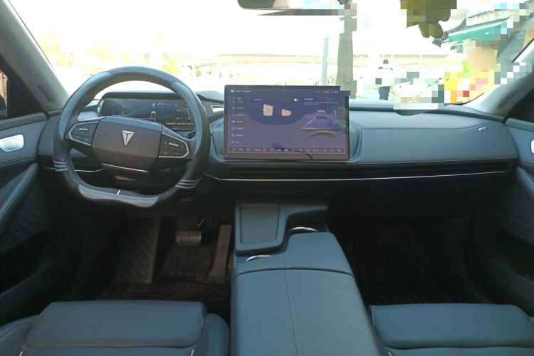 深蓝汽车 深蓝SL03 2022款 1.5L 1200增程版中控内饰12