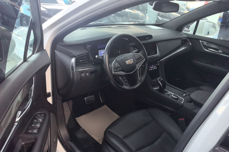 凯迪拉克XT5 2022款 2.0T 四驱豪华型（蜂鸟版）中控内饰20