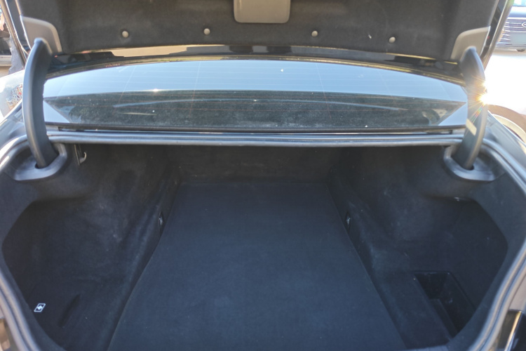 宝马7系 2017款 730Li 领先型局部细节23