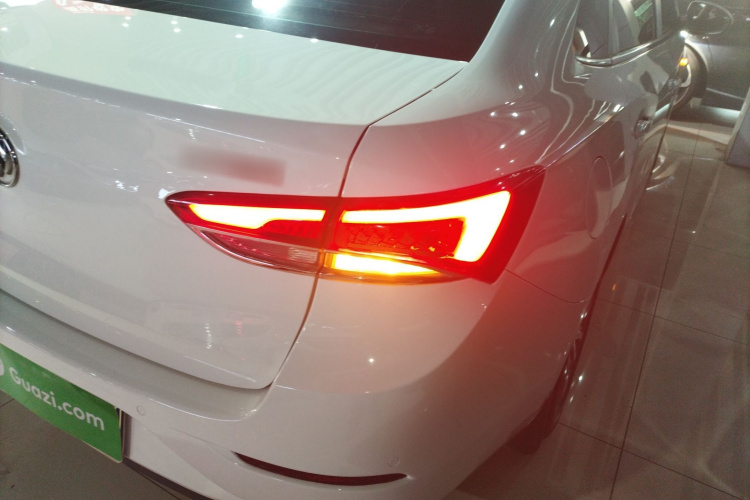 别克 英朗 2019款 18T 自动互联精英型 国V车身外观6006