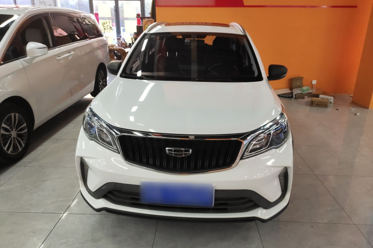 吉利汽车 远景X3 2021款 PRO 1.5L 手动精英型车身外观2