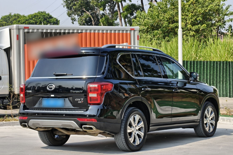 广汽传祺 传祺GS7 2017款 320T 两驱豪华智联型车身外观6006