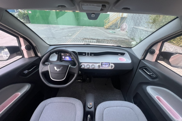 五菱汽车 宏光MINIEV 2022款 马卡龙臻享款 磷酸铁锂中控内饰7008