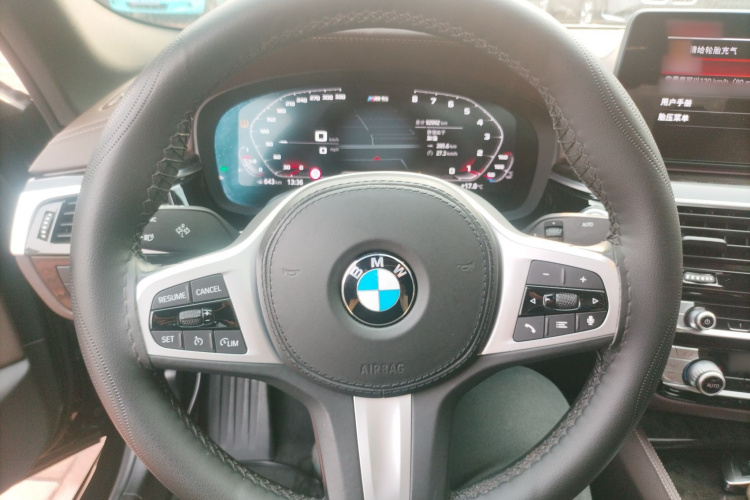 宝马5系 2021款 525Li M运动套装局部细节13