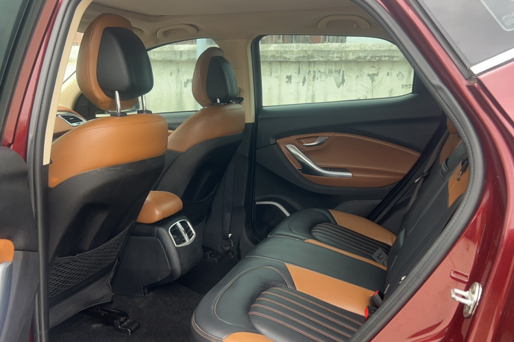 东南DX7 2015款 1.5T 自动豪华型中控内饰7003