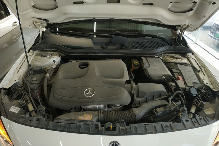 奔驰GLA 2017款 GLA 200 动感型局部细节24