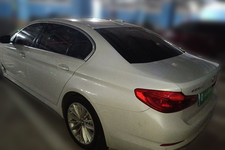 宝马5系 2019款 525Li 豪华套装车身外观6003
