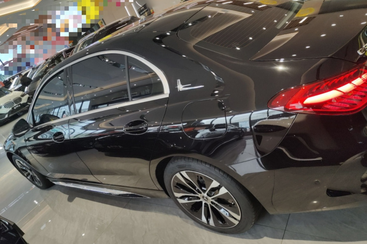 奔驰C级新能源 2025款 C 350 eL车身外观4