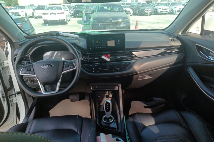 江汽集团 江淮iEVS4 2019款 豪华智享型中控内饰12