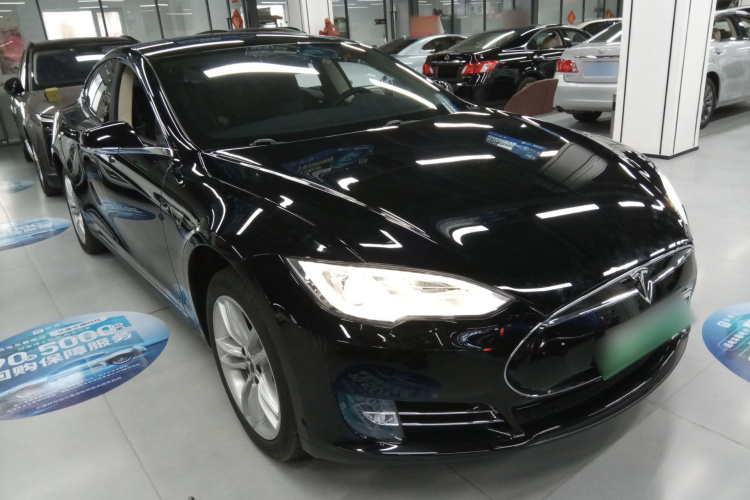 特斯拉 2014款 Model S 85车身外观3
