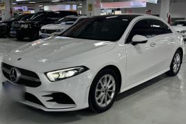 奔驰A级 2021款 A 200 L 运动轿车时尚型