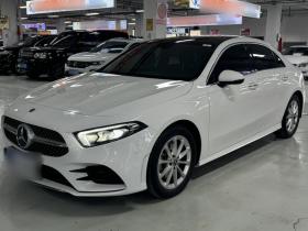 奔驰A级 2021款 A 200 L 运动轿车时尚型