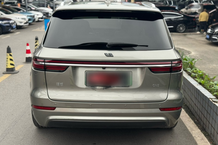 理想汽车 理想ONE 2020款 增程6座版车身外观6005