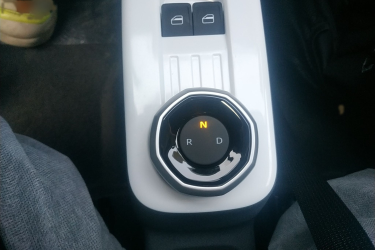 吉利银河 2025款 210km 熊猫卡丁局部细节18