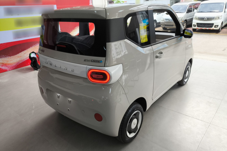 五菱汽车 宏光MINIEV 2024款 第三代 215km 青春版车身外观6005