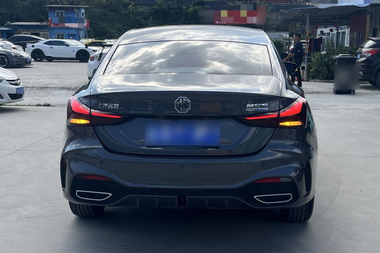 名爵 MG5 2025款 180DVVT 全球豪华版车身外观6004