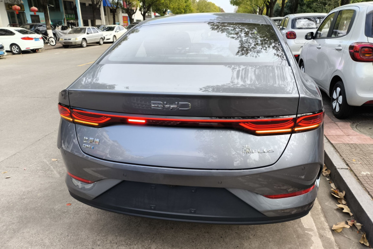比亚迪 秦PLUS 2025款 DM-i 智驾版 55KM领先型车身外观6