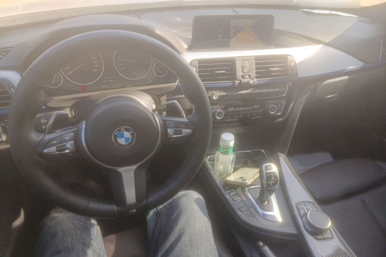 宝马3系 2019款 320i M运动套装中控内饰7002