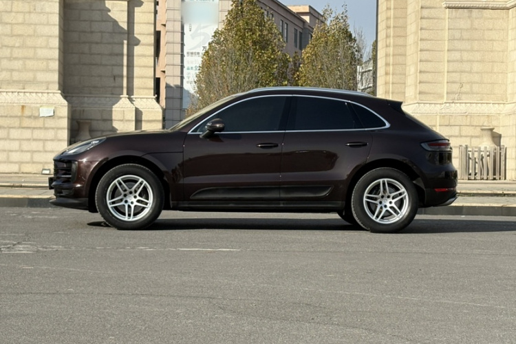 保时捷 2020款 Macan 2.0T车身外观6012