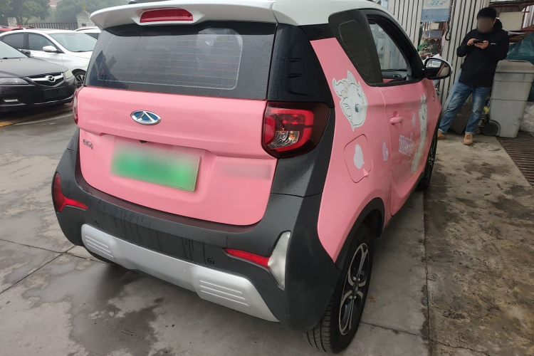 奇瑞 小蚂蚁 2021款 15万蚁粉款 女王版 磷酸铁锂车身外观6005