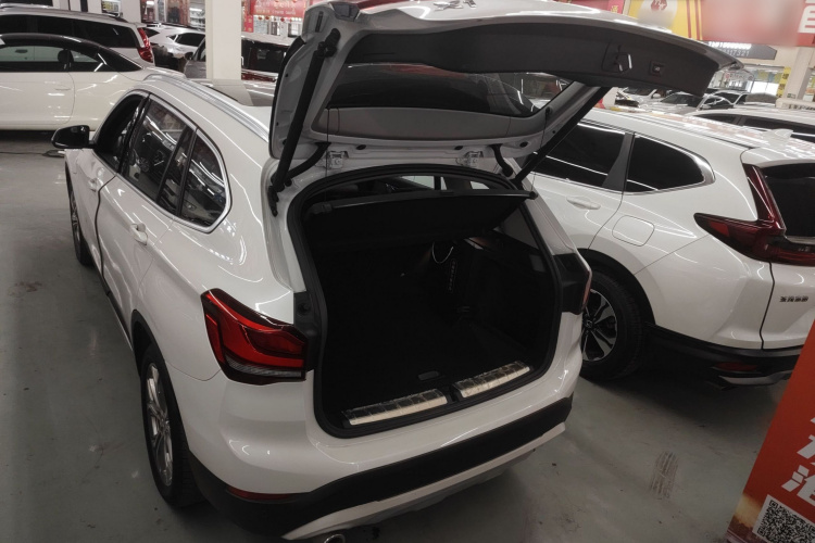 宝马X1新能源 2021款 xDrive30Le 尊享型局部细节23