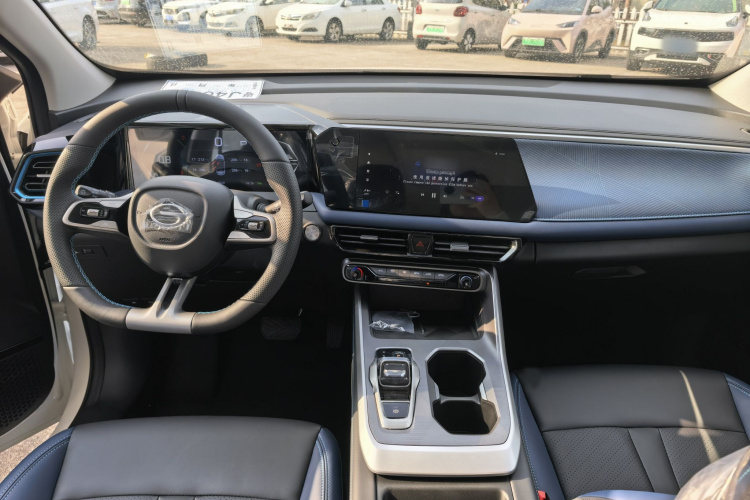 广汽传祺 传祺GS3 2023款 影速 270T 劲享版中控内饰7002