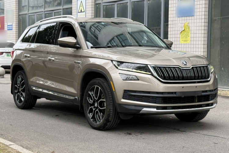 斯柯达 柯迪亚克 2018款 TSI380 7座四驱旗舰版车身外观6004