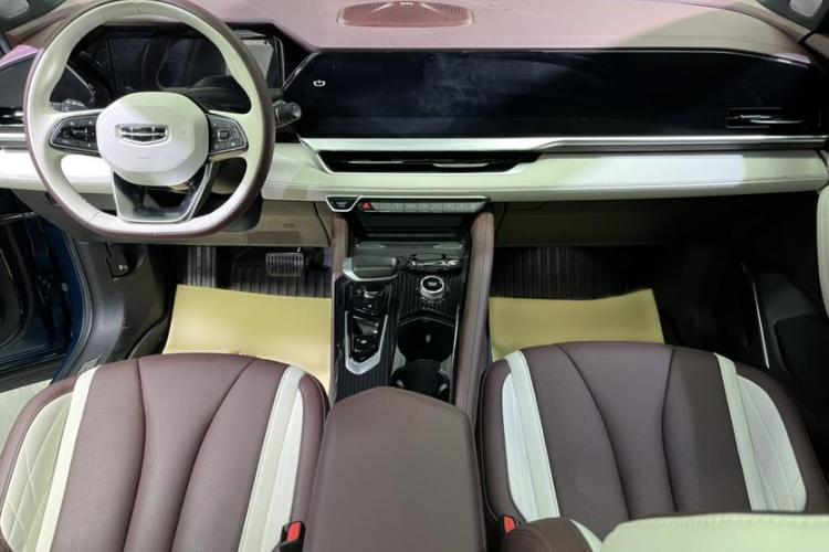 吉利汽车 星越L 2023款 2.0TD 高功自动两驱旗舰型中控内饰7002