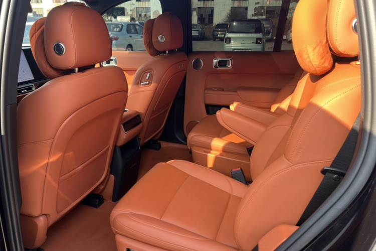 理想汽车 理想L8 2024款 Pro中控内饰7003