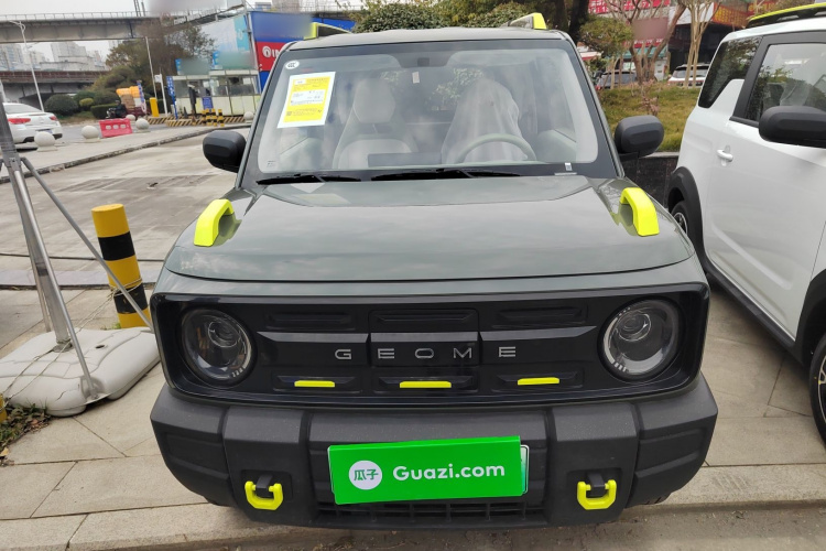 吉利银河 2025款 210km 熊猫骑士车身外观2