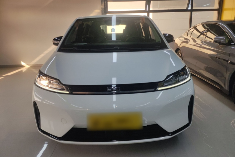 比亚迪D1 2022款 标准版车身外观2