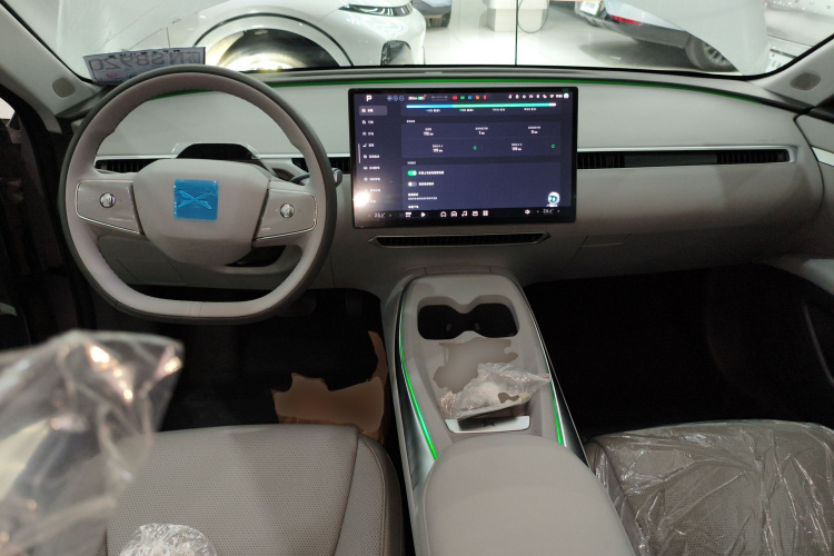 小鹏MONA M03 2025款 620 超长续航 Plus中控内饰12