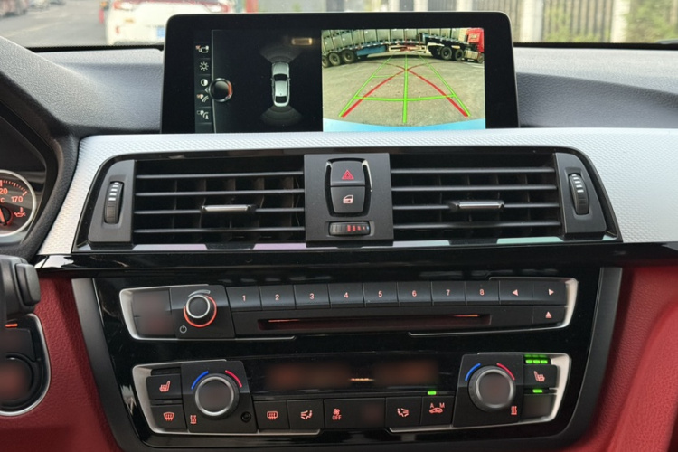 宝马4系 2016款 430i Gran Coupe M运动型中控内饰7008