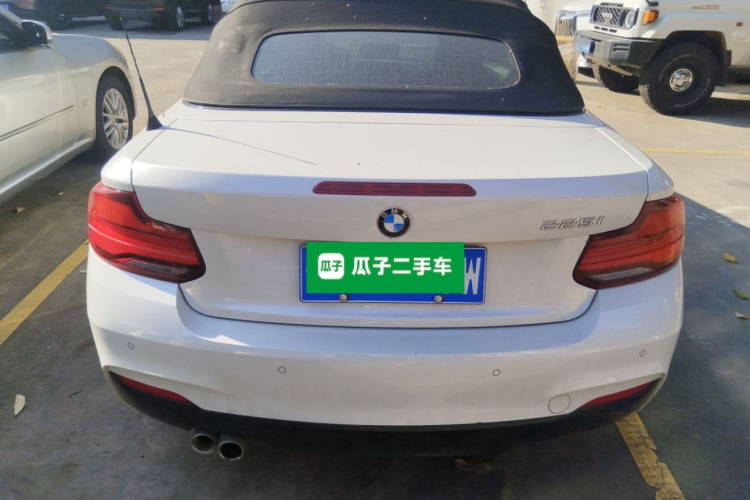 宝马2系(进口) 2019款 225i 敞篷轿跑车 尊享型 M运动套装车身外观6