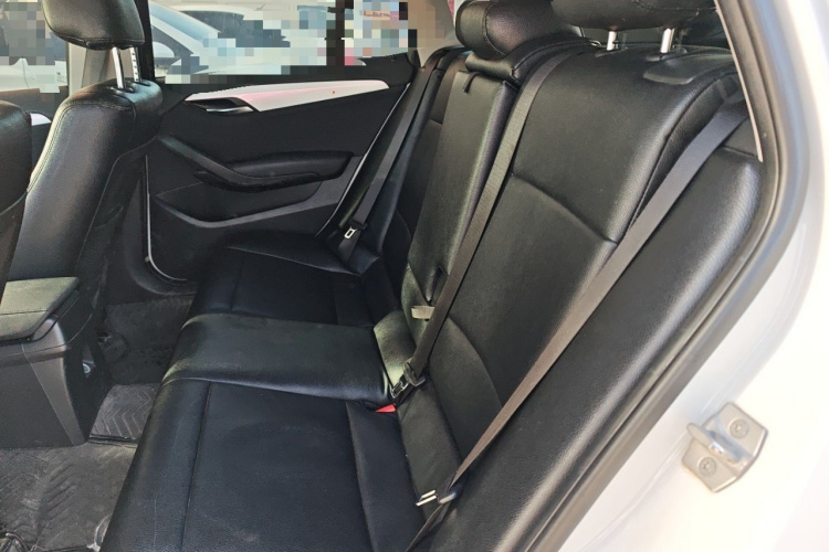 宝马X1 2014款 sDrive18i 时尚型中控内饰7004