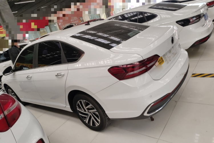 大众 朗逸 2023款 300TSI DSG满逸版车身外观4