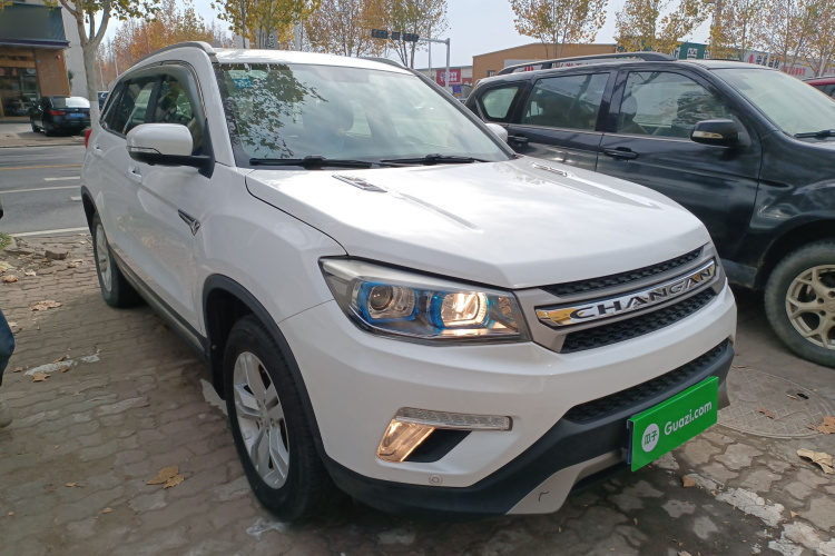 长安CS75 2017款 尚酷版 1.5T 手动致享型车身外观3