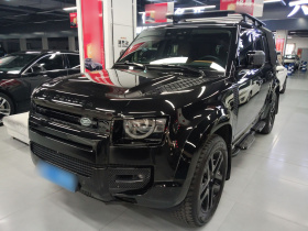 路虎卫士 2024款 110 3.0T P400 暗黑特别版