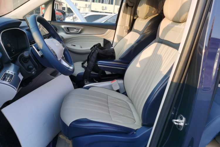 荣威iMAX8 2021款 400TGI Supreme系列尊荣版局部细节19