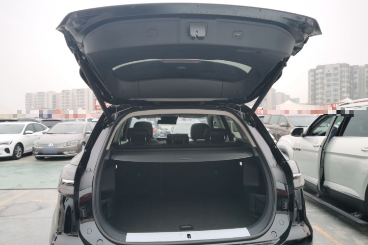 红旗HS5 2025款 2.0T 两驱旗享Pro版局部细节23