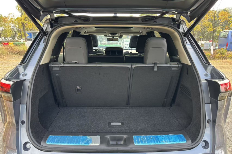 英菲尼迪QX60 2022款 2.0T 舒享版中控内饰7004