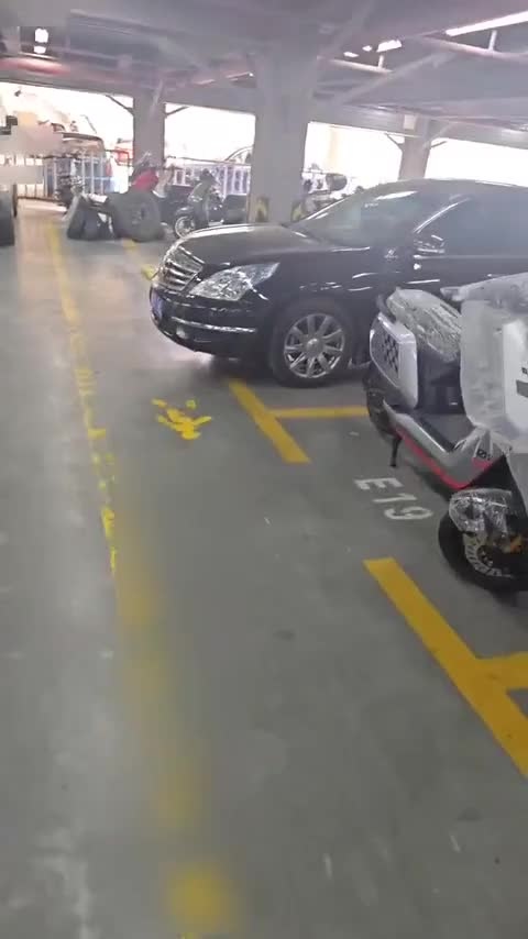 宝马X1 2016款 sDrive18Li 豪华型讲解2