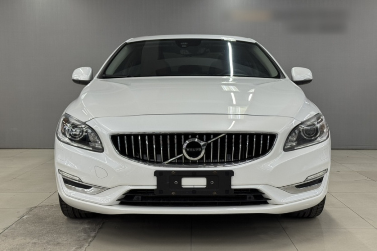 沃尔沃S60 2019款 S60L 改款 T5 智进进阶版车身外观6002