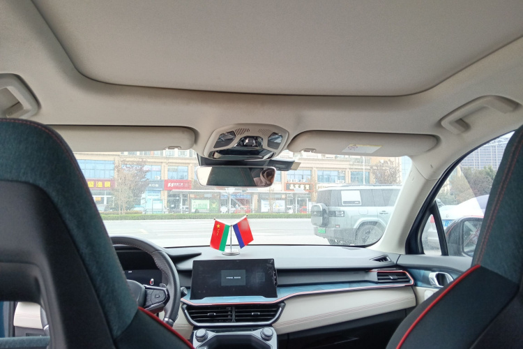 领克06 2020款 1.5T 耀Halo中控内饰22